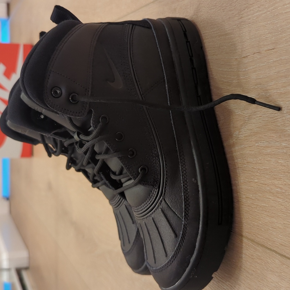 Nike ACG - Picture 3 of 5